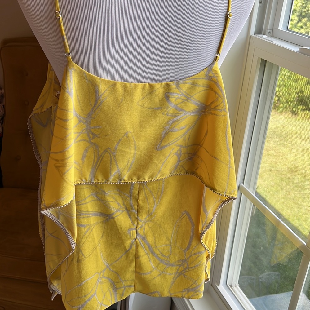 EUC Halston Heritage Popover Floral Print Sunshine Yellow Camisole Blouse - XL - Picture 13 of 17